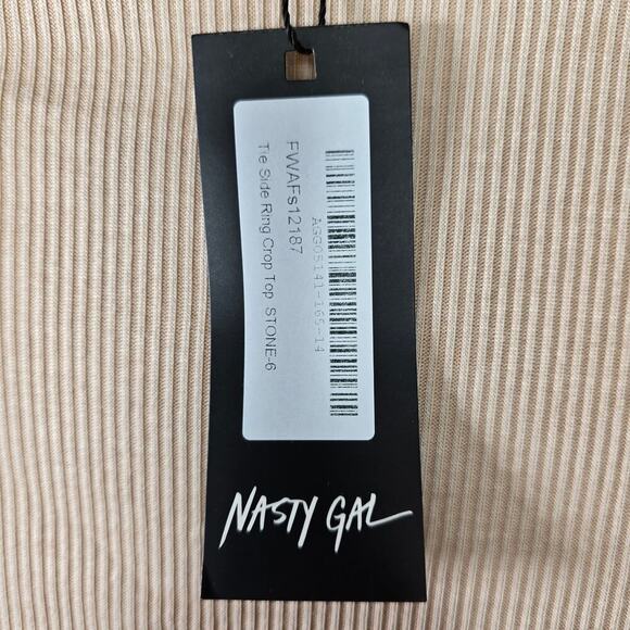 Nasty Gal Collection Stone Tie Side Ring Ribbed Crop Top Size 2 NWT - Picture 4 of 9